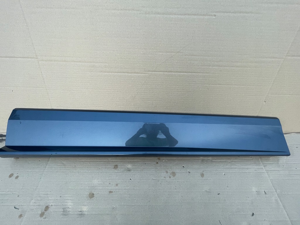 фото №1, Audi q8 4m8 правая молдинг дверь перед передняя