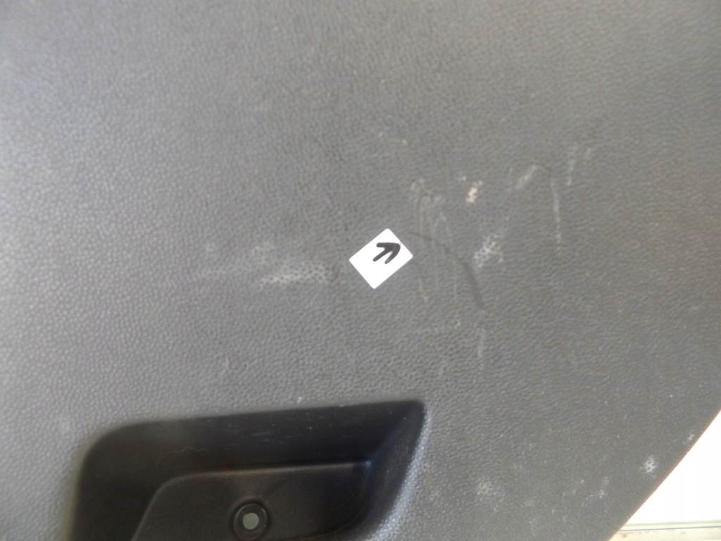 фото №3, Corsa d 3d обивка крышки