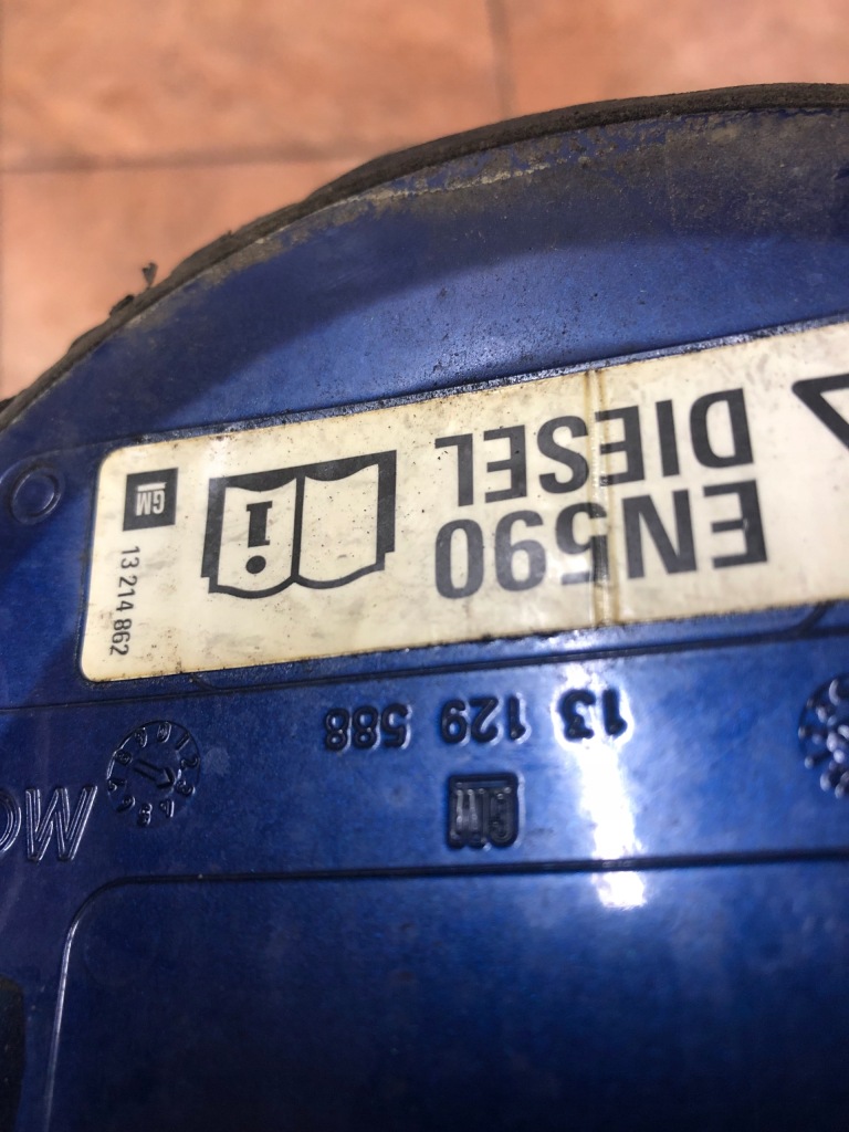 фото №5, Zafira b 1.9cdti 06' крышка заливной топлива