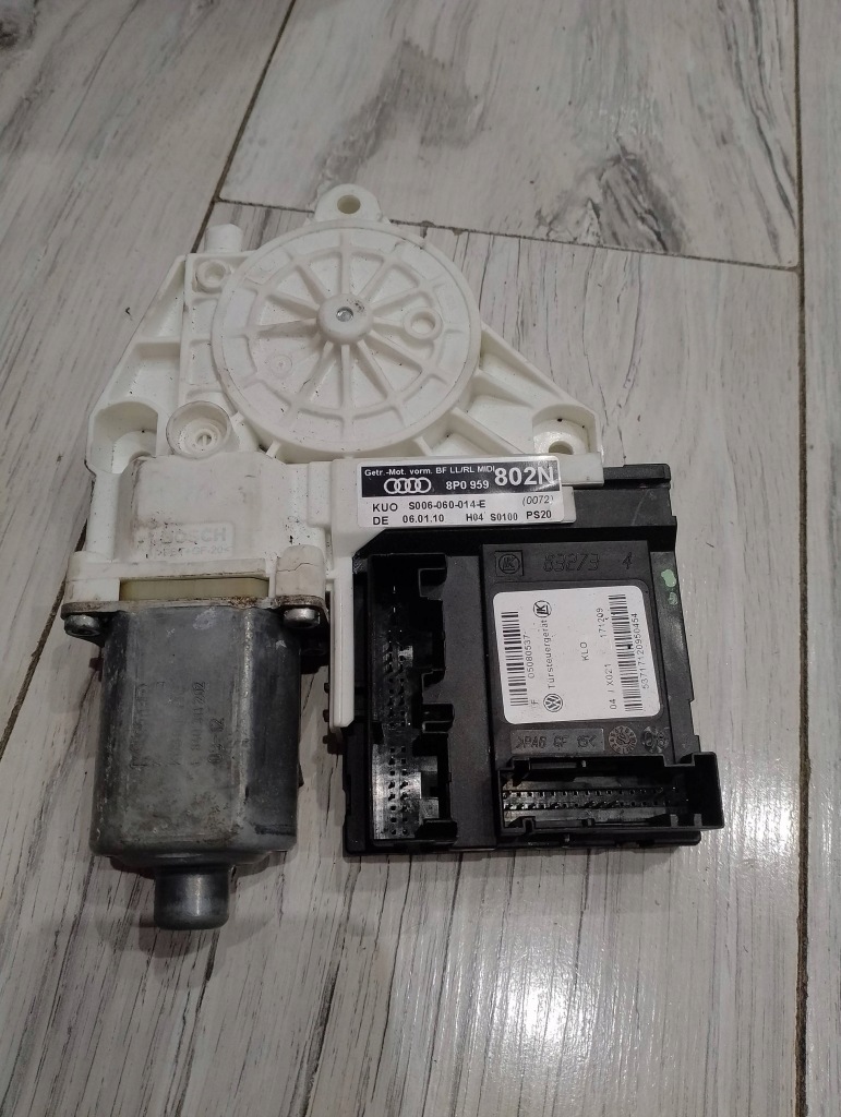 Купить Моторчик стекло правый перед 8p0959802n audi a3 8p