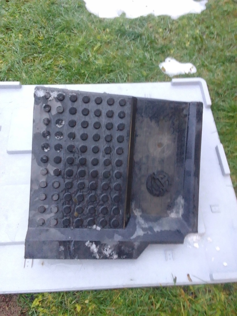 фото №1, Корпус защита аккумулятор аккумуляторов volvo fh4