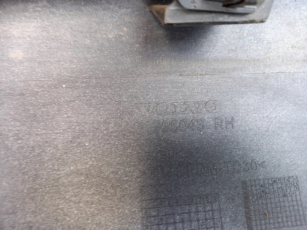 фото №5, Volvo v40 порог молдинг порог правая оригинал!