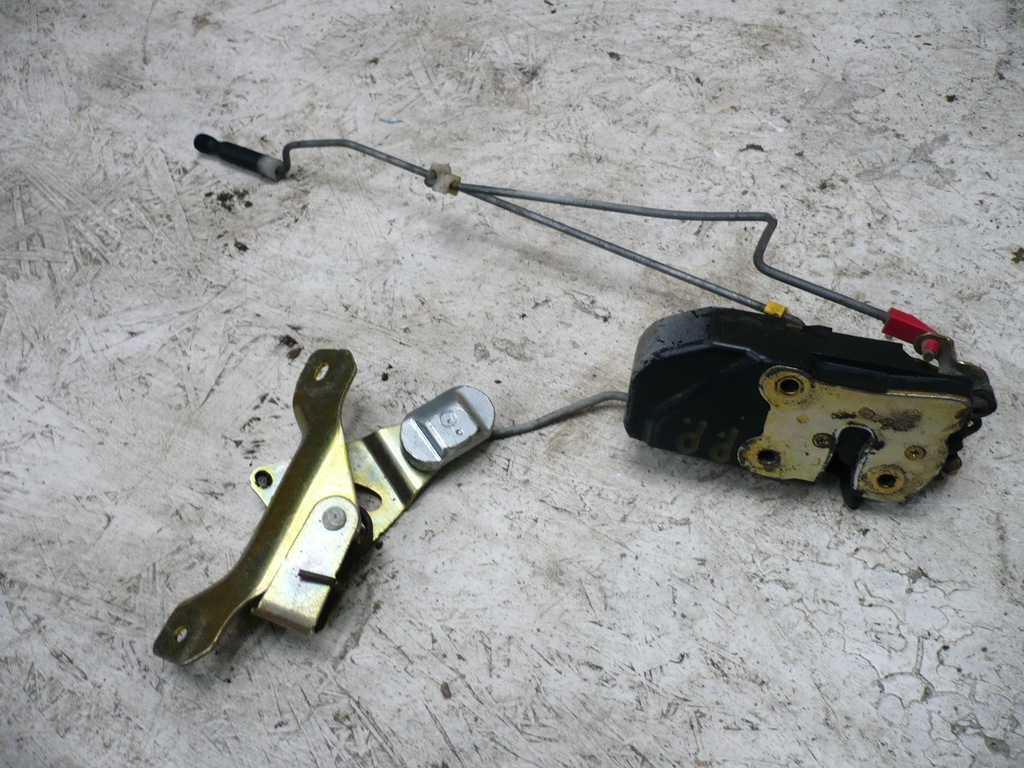 фото №1, Dodge ram 1500 iii замок дверь правый перед 02-08 3