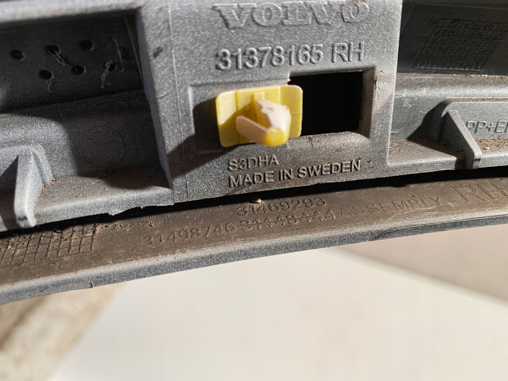 фото №7, Volvo xc90 ii молдинг na крыло правый задняя 31378165