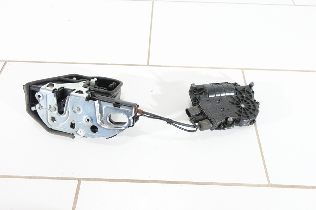 фото №1, Замок дверь soft close доводчик bmw 7 f01 f02 7185687