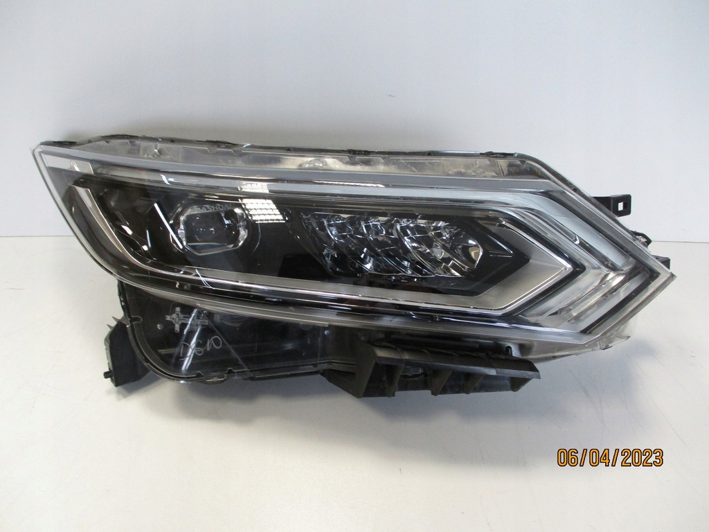 фото №1, Лампа правая full led nissan qashqai