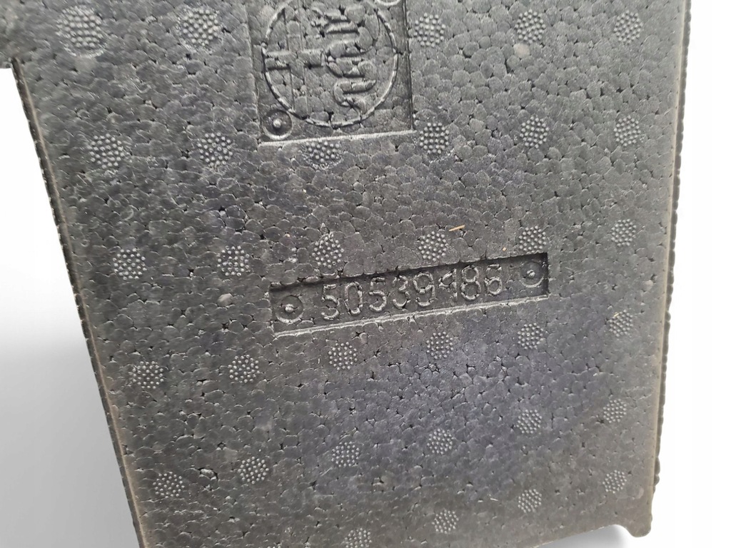 фото №5, Alfa romeo stelvio 50539186 обшивки багажника