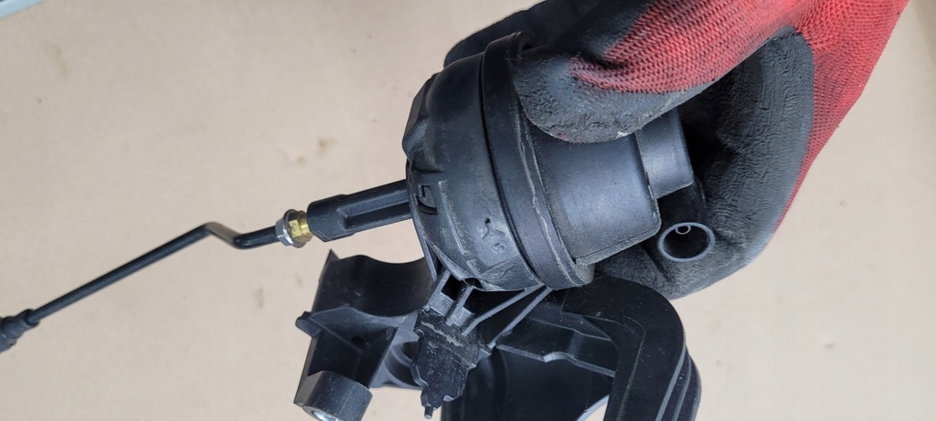 фото №8, S6 c7 4g lift a6 актуатор турбины клапан турбины правая 4.0 tfsi s7 4g