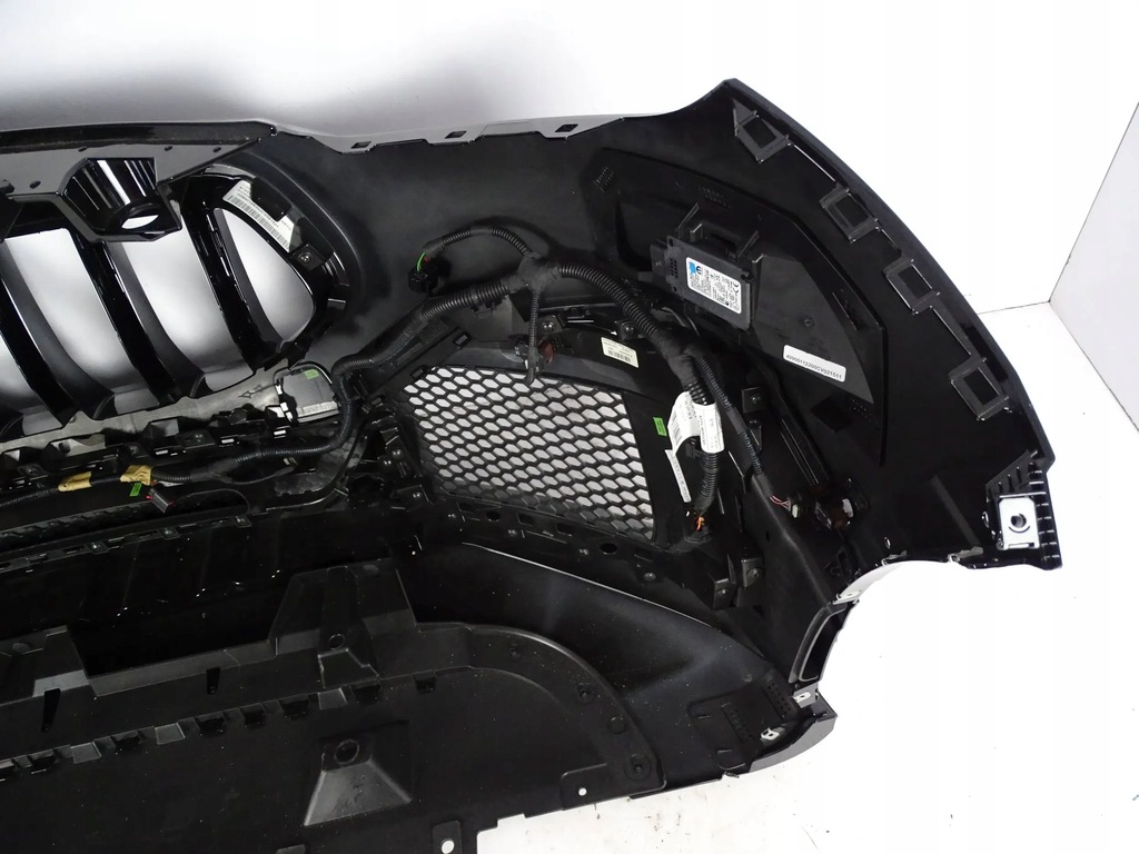 фото №13, Бампер перед передний maserati grecale trofeo карбон