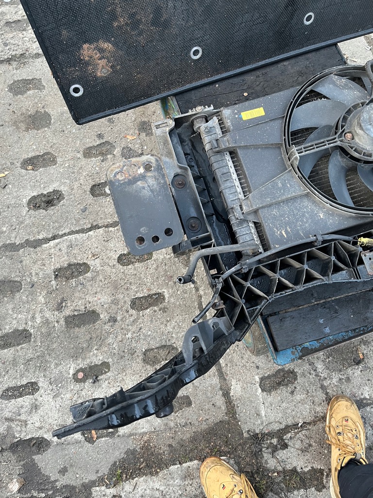 фото №9, Ford fusion 1.3 pas передній радіатор комплект 4s6h8005ca