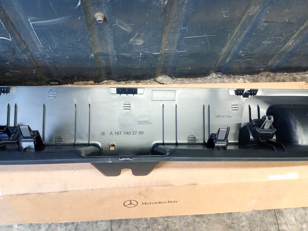 фото №8, A1677402700 оббивка кришки багажника mercedes gls x167 nowe