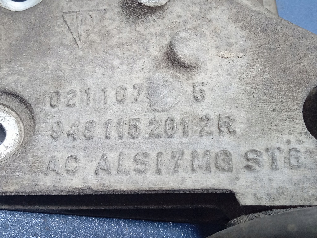 фото №6, Porsche cayenne i 4.5 v8 кронштейн двигателя 9481152012r