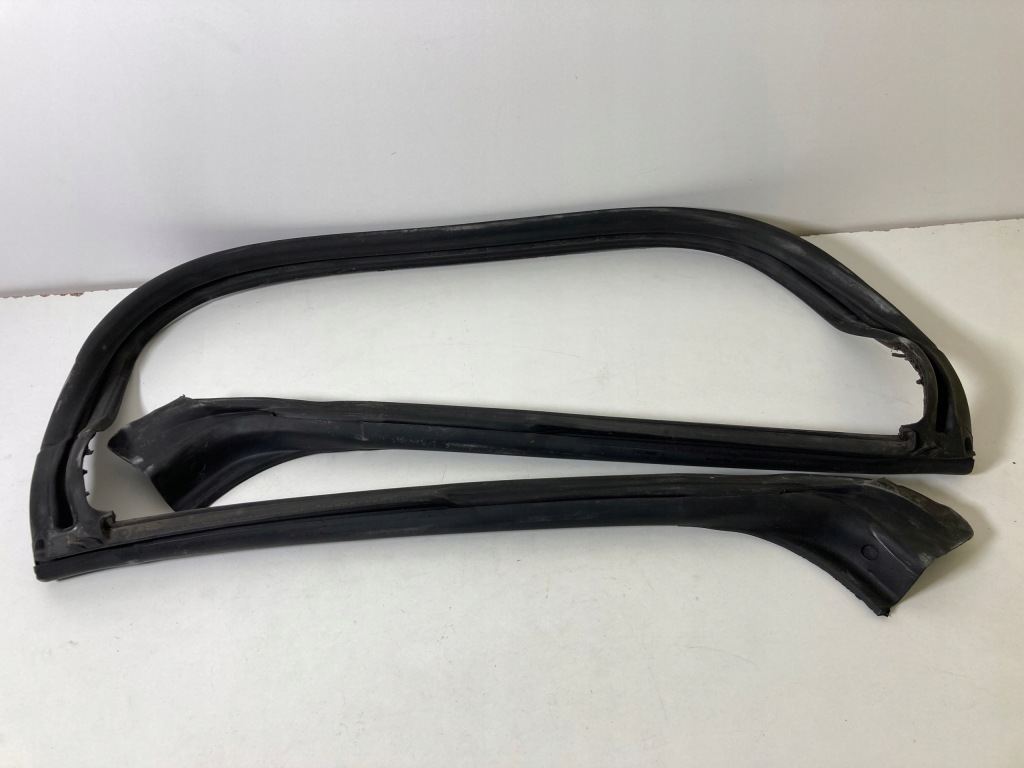 фото №1, Ford mustang v 10-14 прокладка крыша рамки cabrio