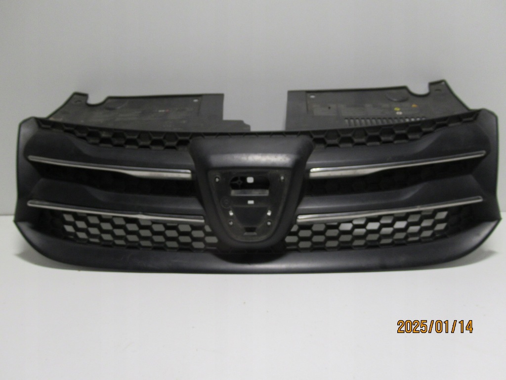 фото №1, Dacia sandero ii logan решётка радиатора решётка радиатора бампера 623103971r