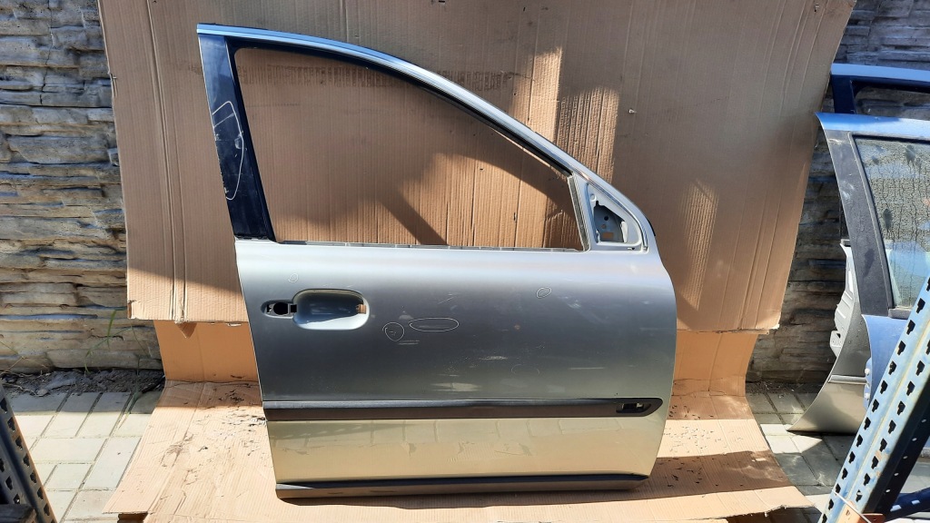 фото №1, Двері перед передні праве volvo xc90 02-14r