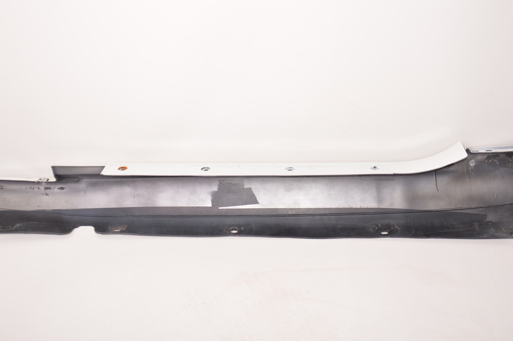 фото №8, Maserati granturismo молдинг накладка порог правая