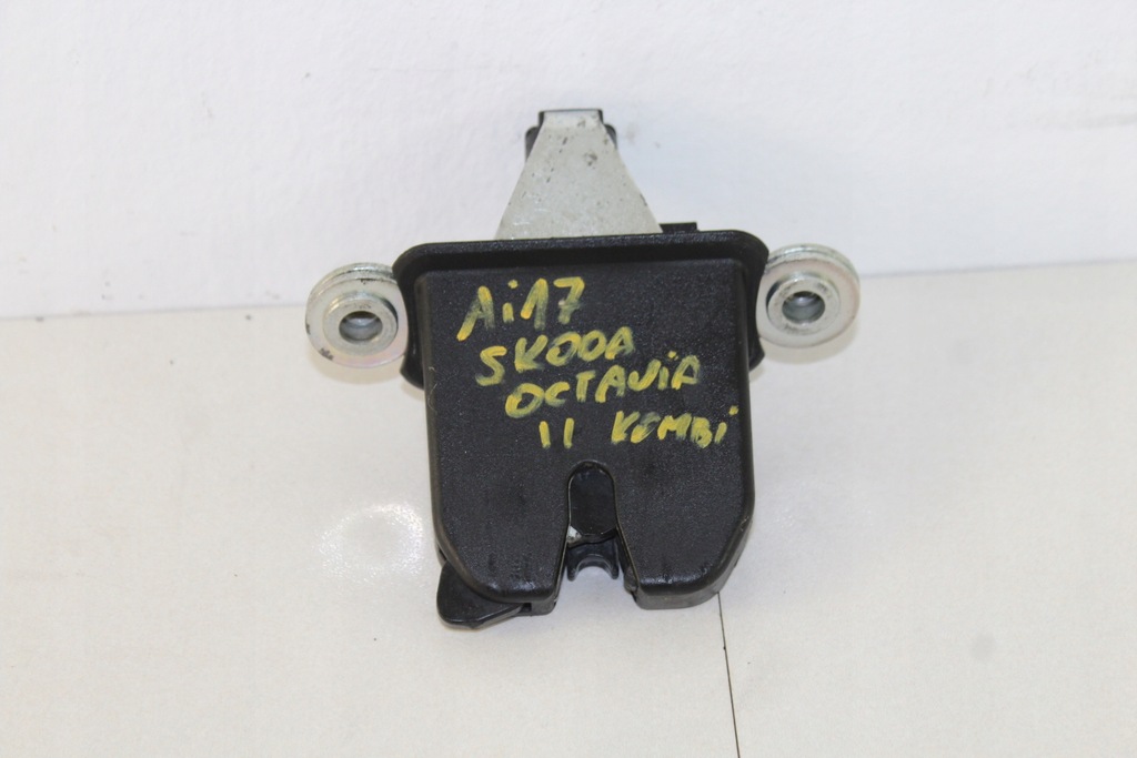 фото №1, Замок кришки задня skoda octavia ii hb 08-13r