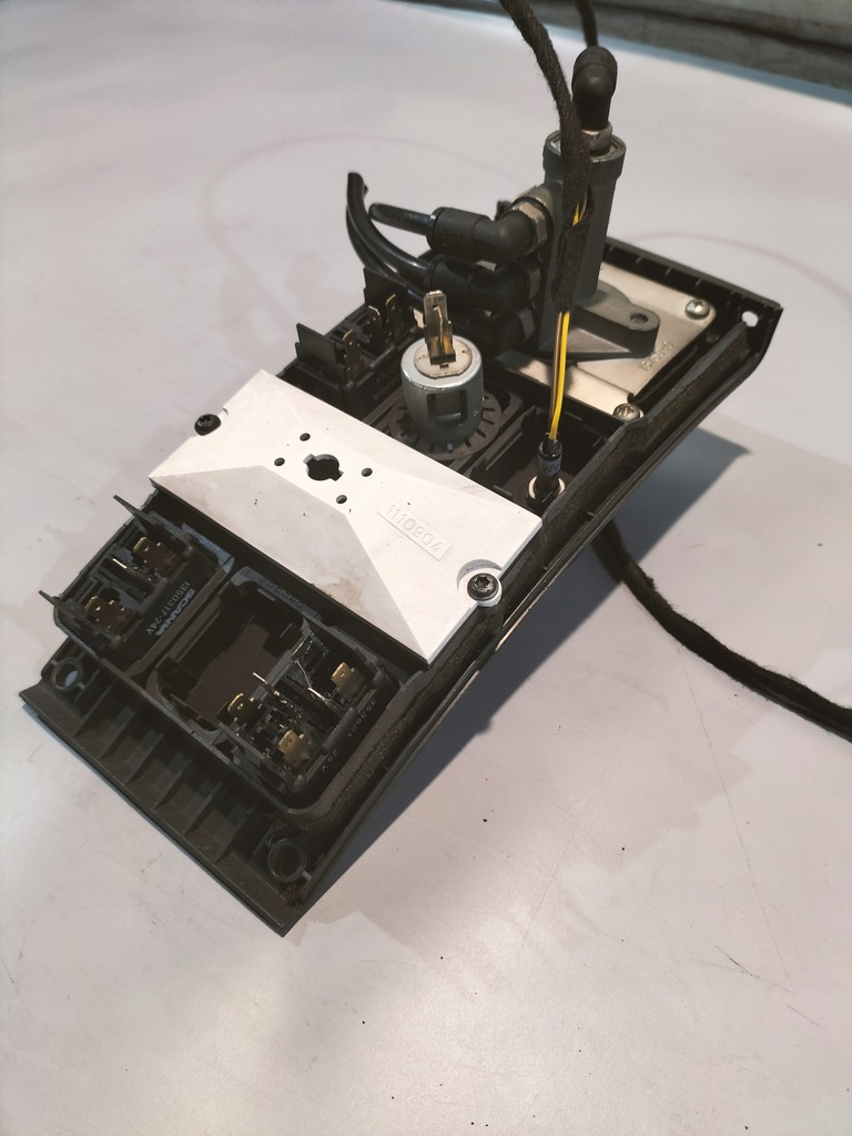 фото №12, Выключатель тока hebel adr scania 4 оригинальный номер 567856