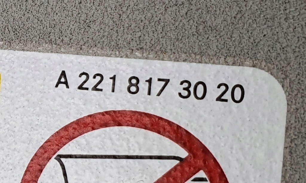 фото №8, Козырёк защита правая mercedes w204 a2218173020