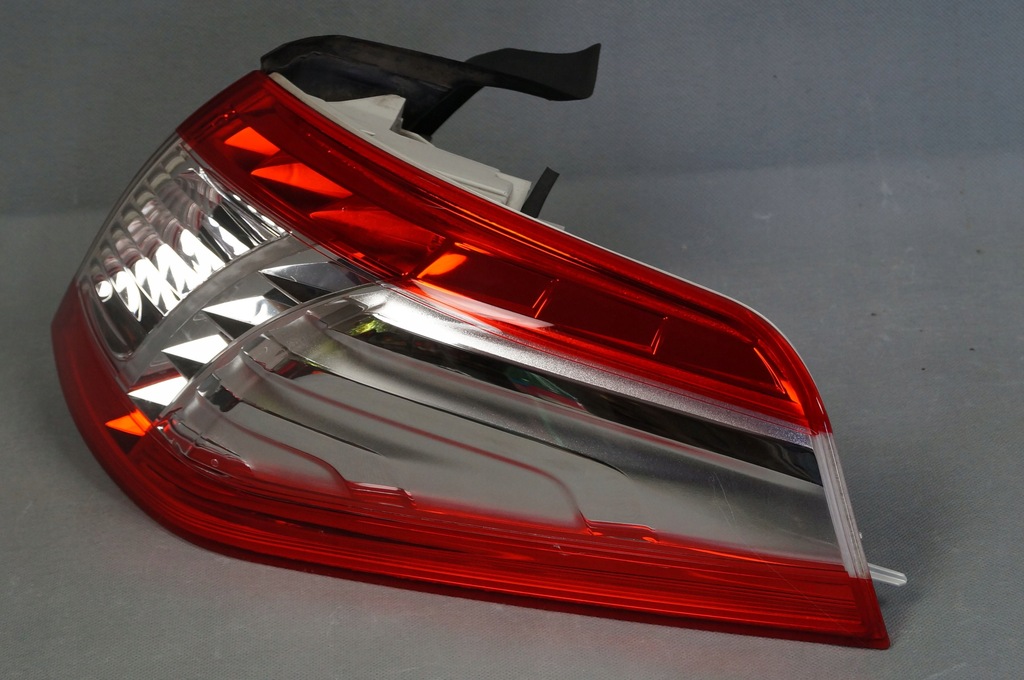 фото №12, Peugeot 508 sw 1 i 10-18 лампа правая задняя led