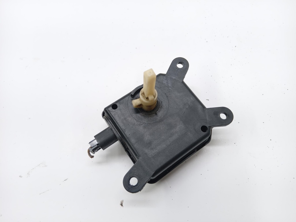 Купить Моторчик отопителя opel astra h 52431211