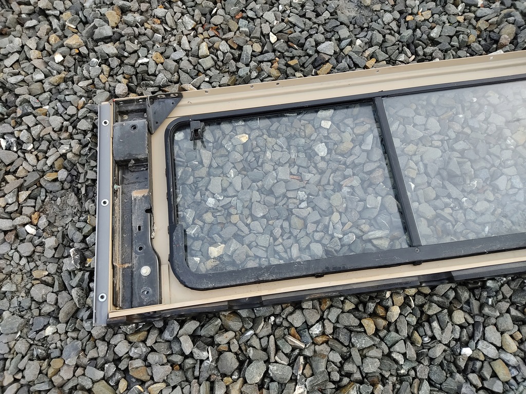 фото №8, Рамка nadstawka правая задняя задняя крыло правый стекло defender 1999-2014