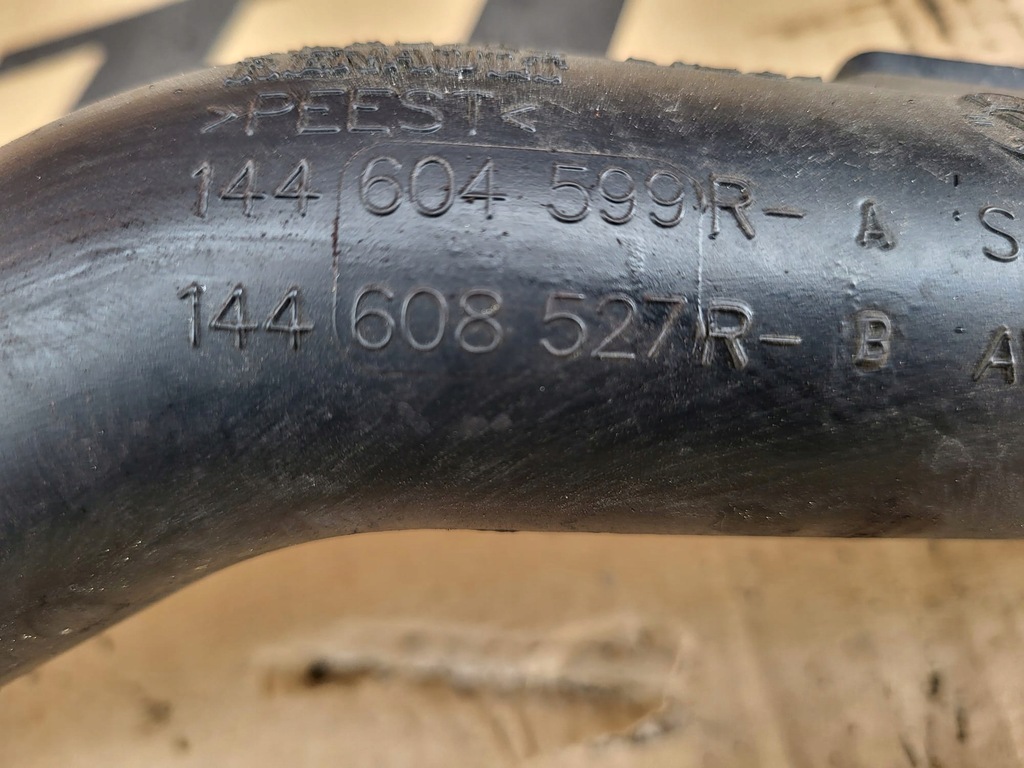 фото №5, Renault clio iv шланг воздуха 144604599r