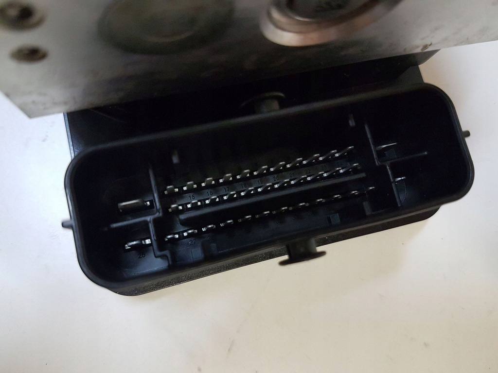 фото №7, 2017 opel vivaro насос abs 28515240123