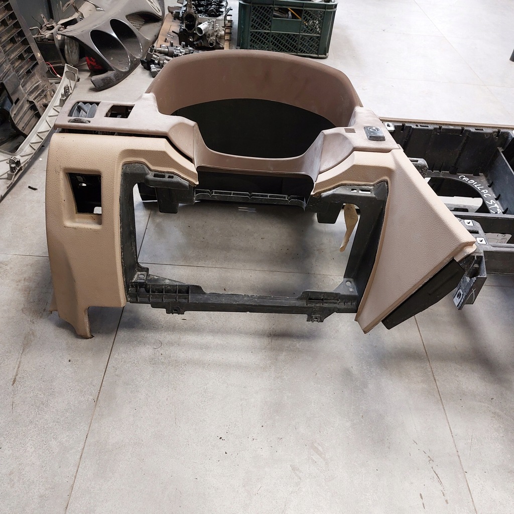 фото №7, Cadillac sts панель приладів приладова панель приладів beż kawa