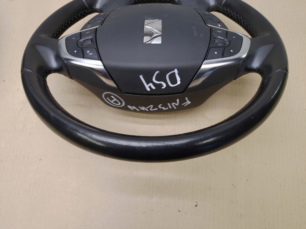 фото №9, Повітропровід + подушка мультифункція шкіра citroen ds4 lata 2010-2015