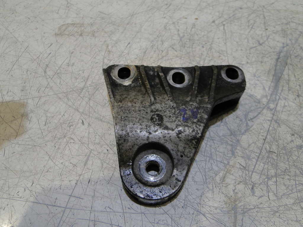 фото №7, Audi a2 1,4b 16v aua кронштейн кронштейн двигуна права 8z0199185m