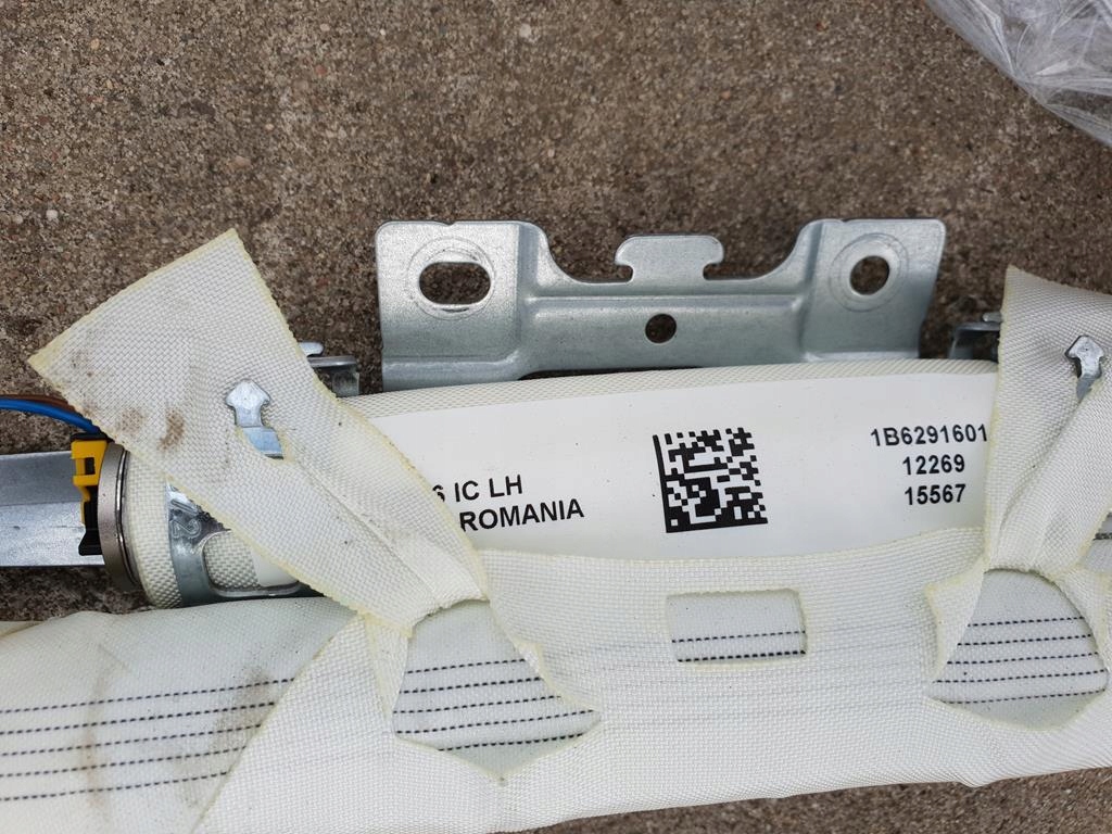 фото №5, Шторка безопасности правая focus mk3 kombi europa