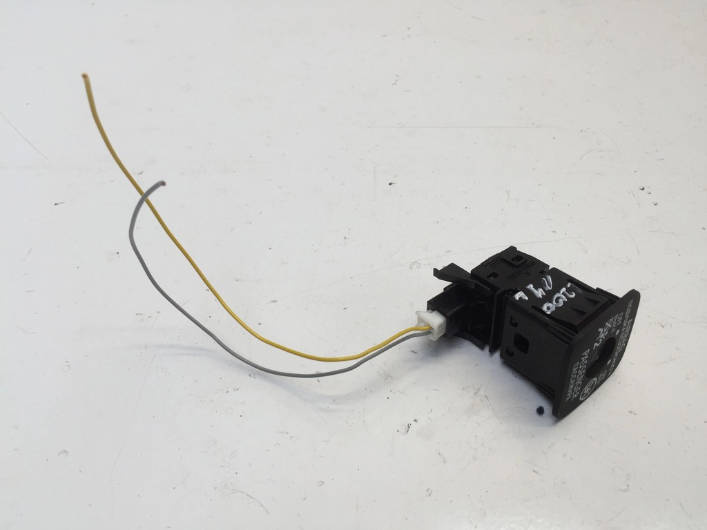 фото №1, Mitsubishi l200 v переключатель подушки безопасности подушка безопасности