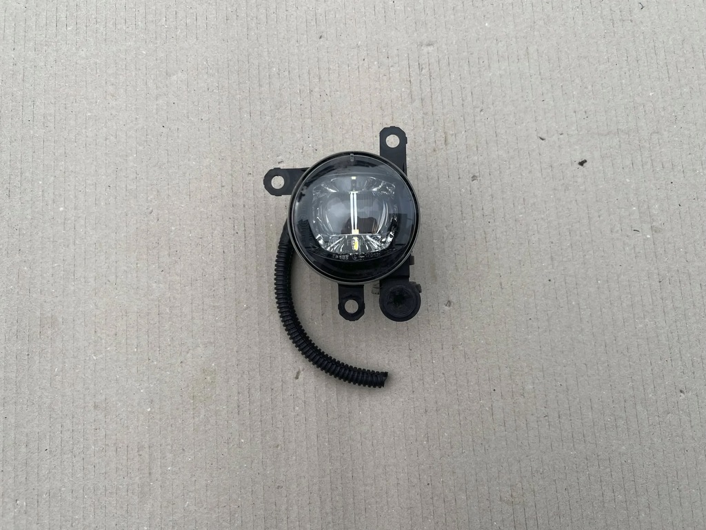 фото №1, Opel corsa f противотуманная фара левый передний