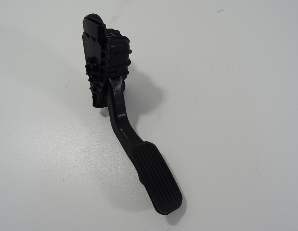 фото №1, Toyota fj cruiser педаль газа потенциометр накладка