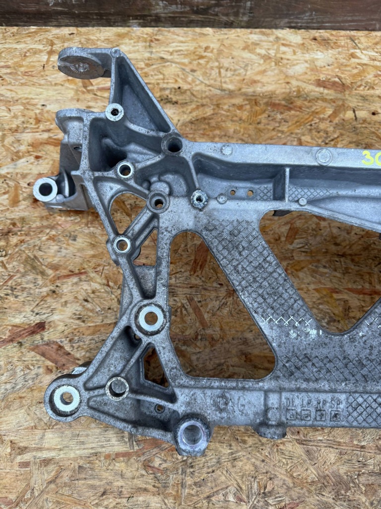 Подрамник передние volkswagen passat b8 3q0199369f в Украине