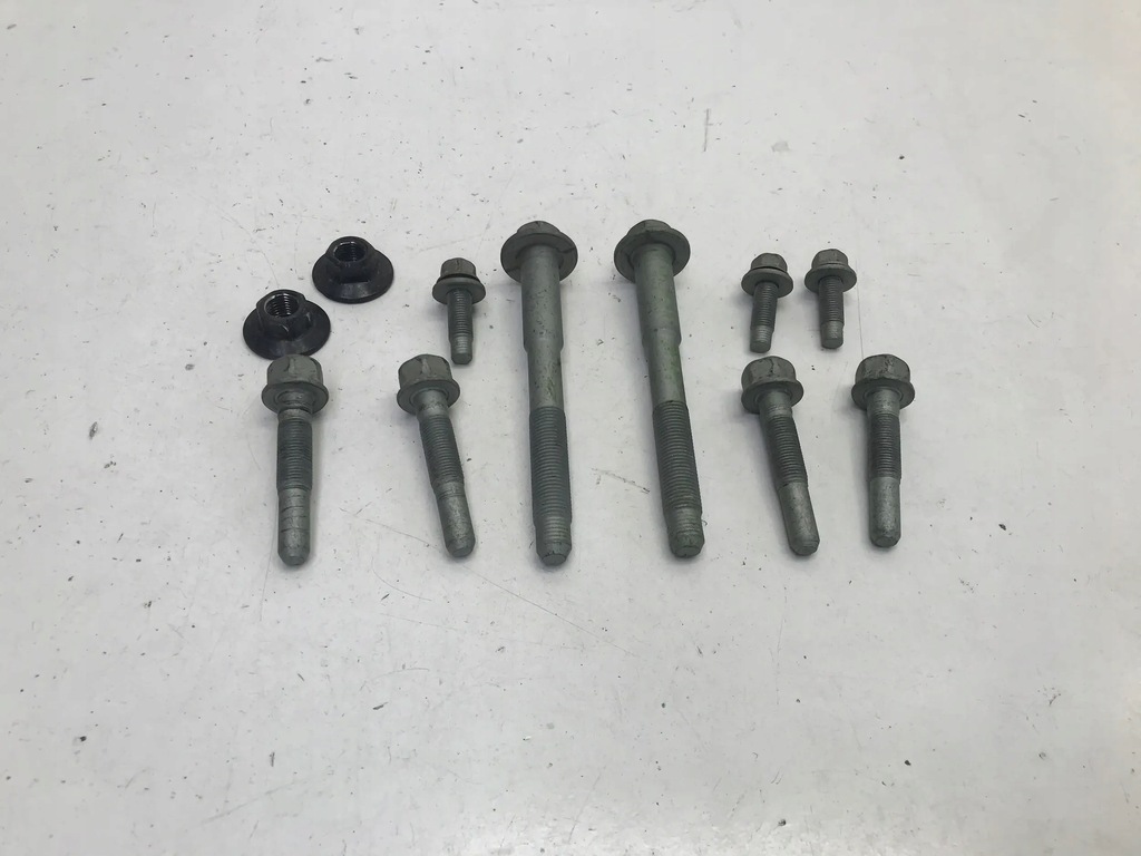 фото №1, Kia niro ii ev 2024 болты подвеска задняя заднего