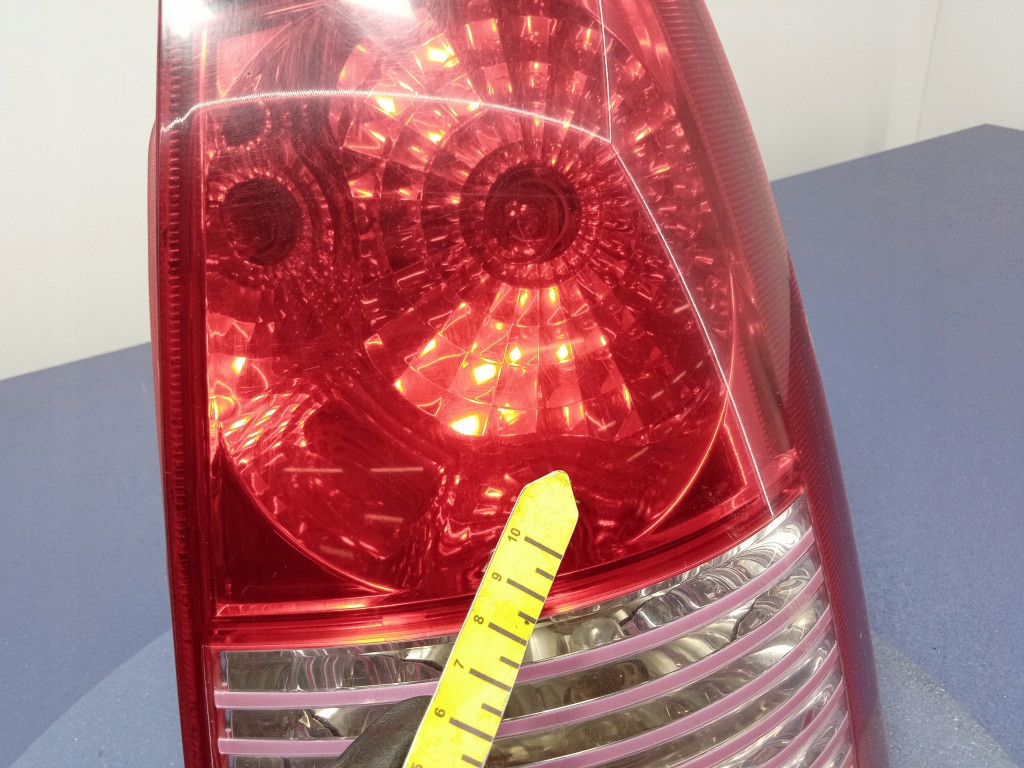 фото №6, Kia picanto i 04- лампа задняя правая задняя 92402-070