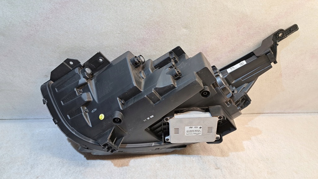 фото №11, Kia stonic lift фара full led лампа правая