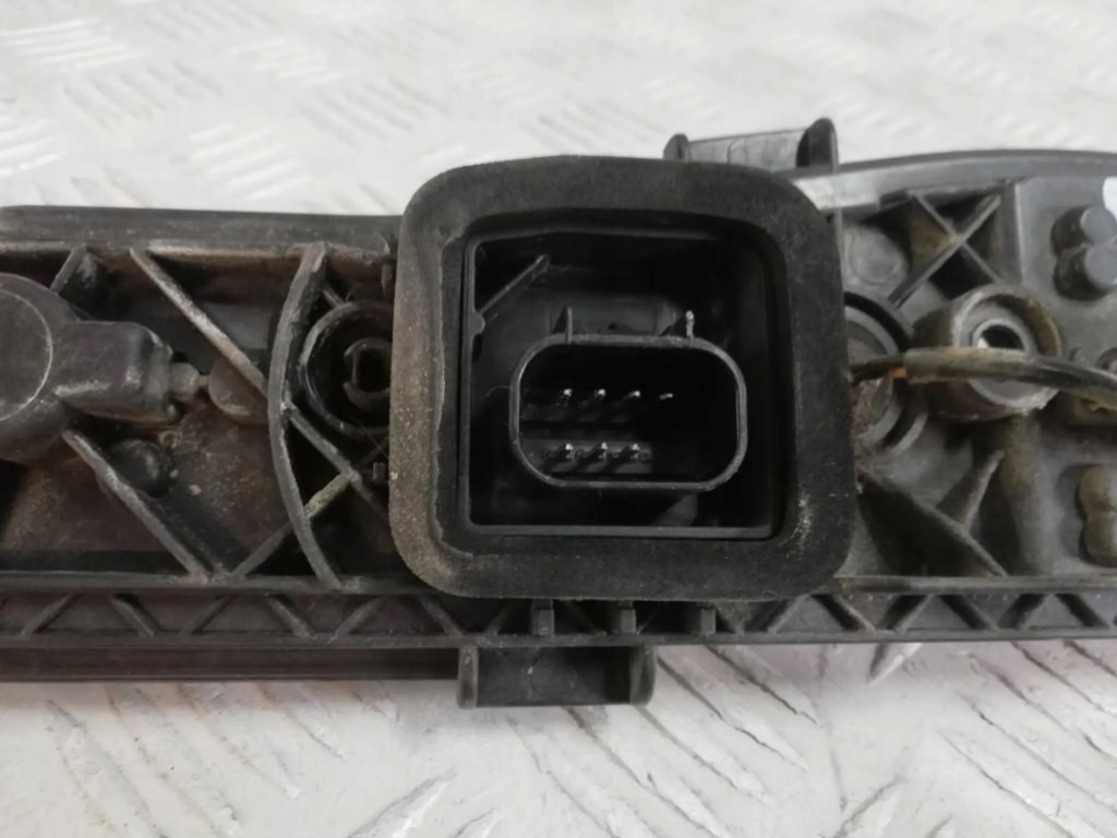 фото №3, Fiat doblo ii вкладыш лампы задняя левый