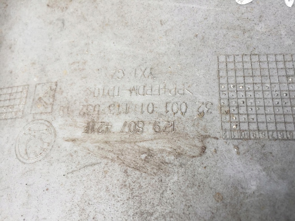 фото №8, Skoda superb iii 15- бампер задня kombi 1z9807421f