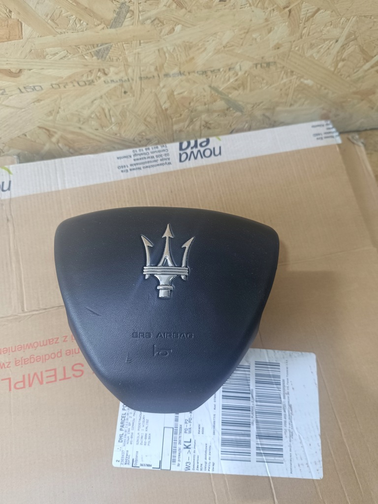 фото №10, Консоль панель приладів ремені подушки безпеки levante