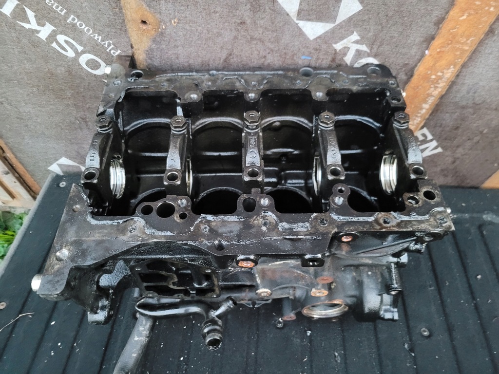 фото №9, Блок двигателя audi a4 b7 a6 c6 2.0 tdi bre 03g021ac