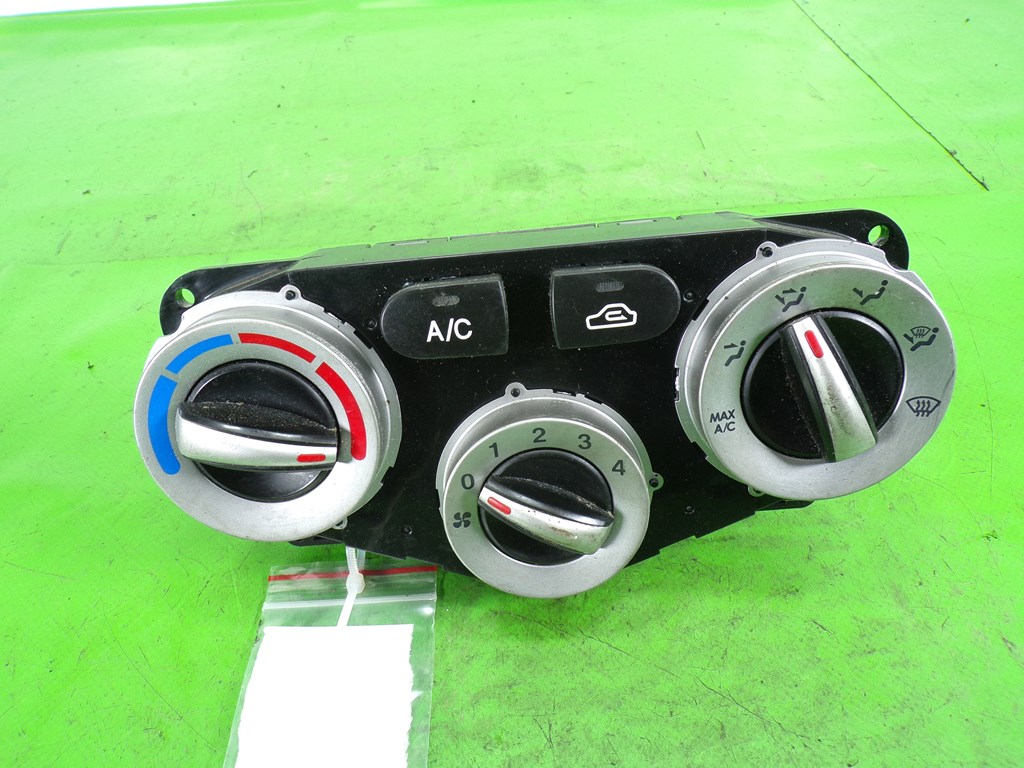 фото №1, Hyundai accent iii панель обдув