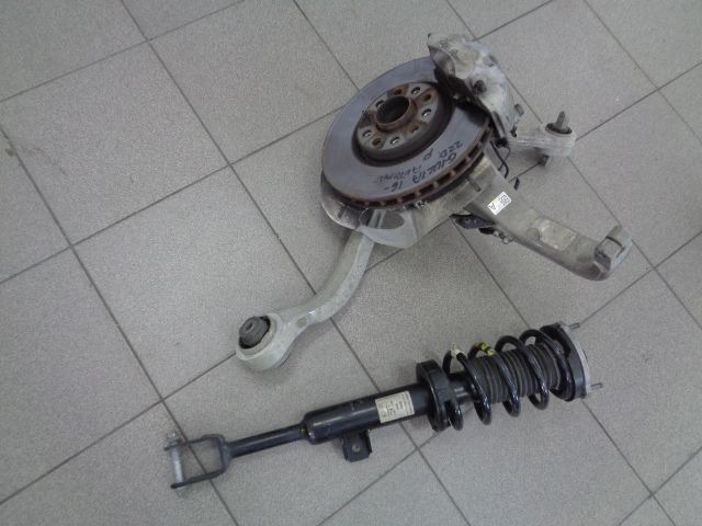 фото №1, Mcperson поворотный кулак правая alfa romeo giulia 2016 rok