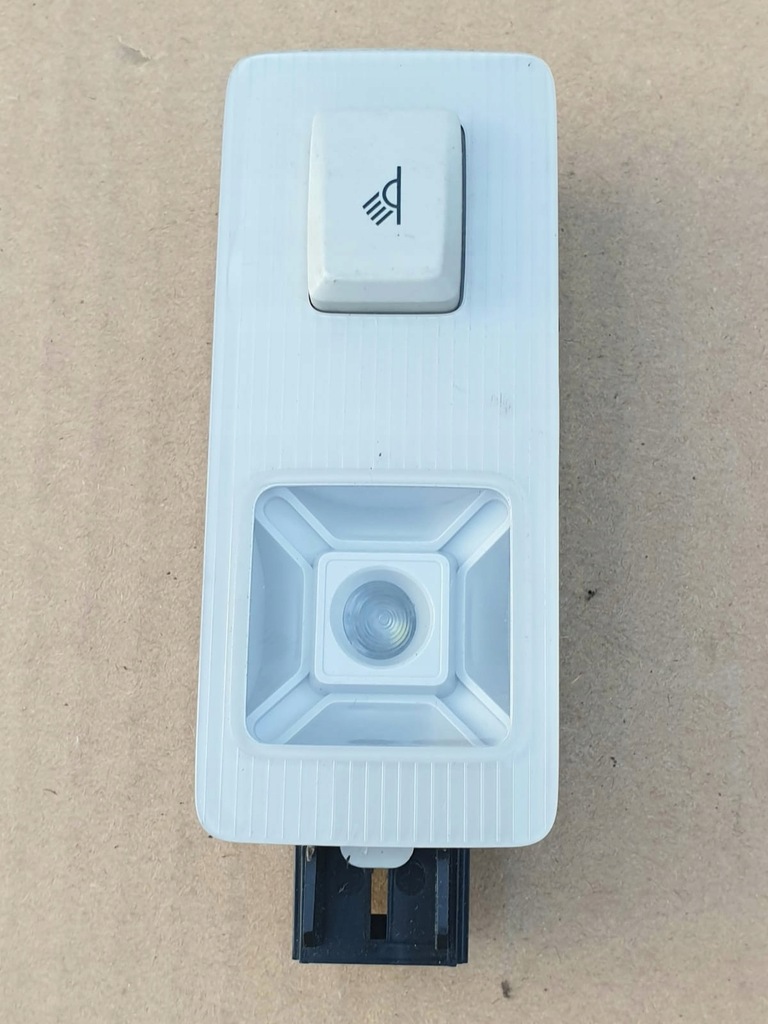 фото №1, Лампа стельовий салону vw golf vii 5g9947291e