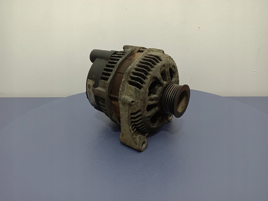 Купити Bmw e46 2.0 d генератор 7788222 2542602a