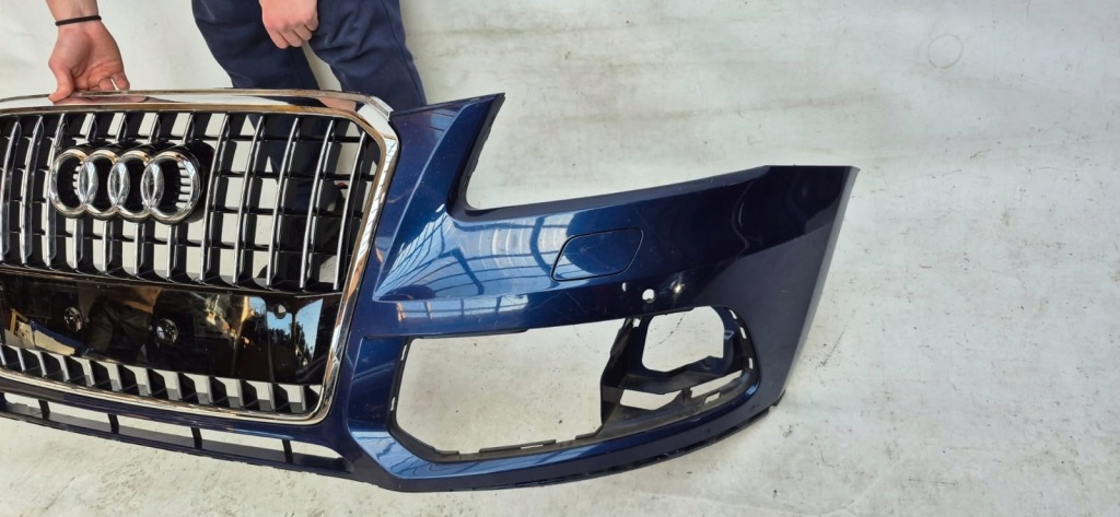 Audi q5 1 8r рестайлінг  12-16 бампер перед передній решітка радіатора spr 8r0807437ah в Україні