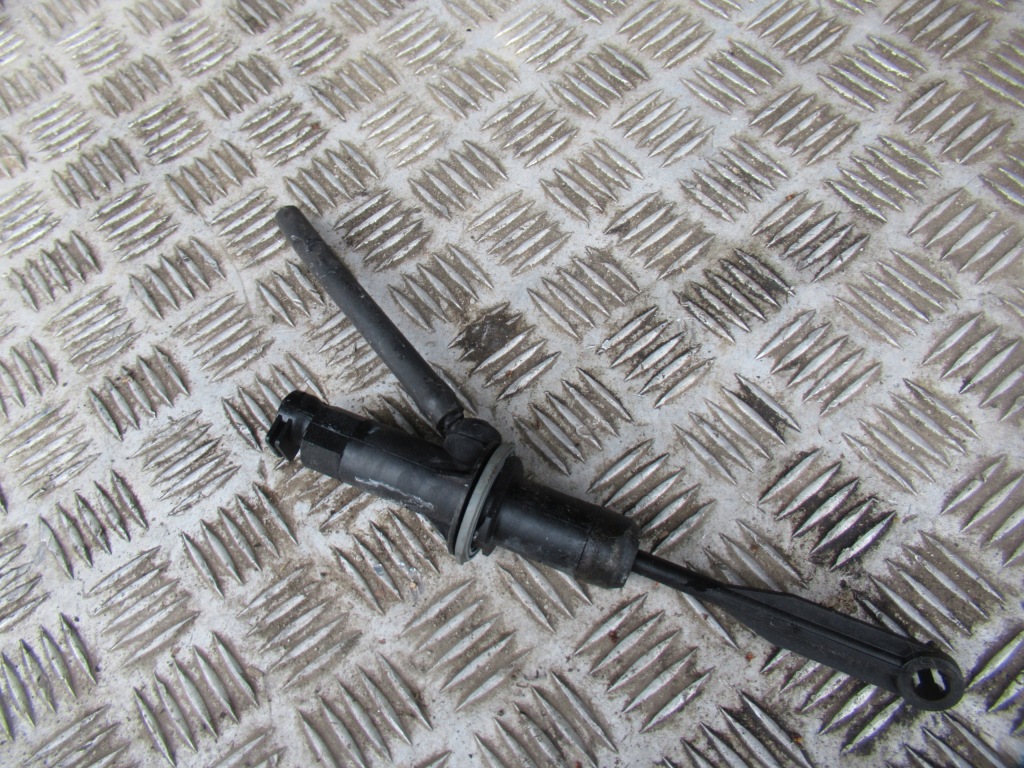 фото №1, Dacia duster i 2011 r. помпа зчеплення