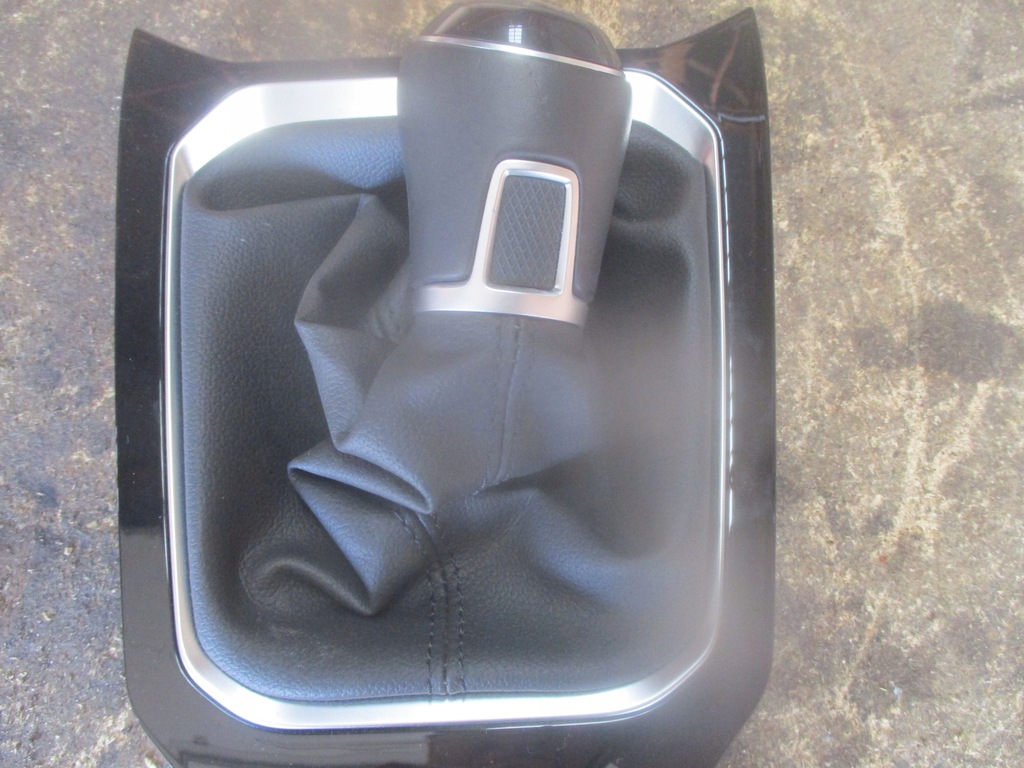 фото №2, Ручка чехол передач 2ga711456a vw t-roc